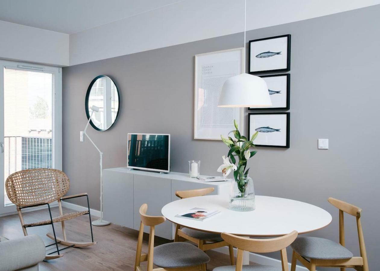 Tjb Design Apartment Rajska 8 กดัญสก์ ภายนอก รูปภาพ